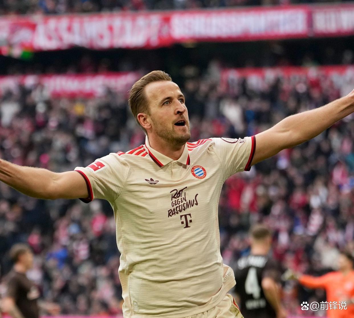 熊猫直播平台-拜仁慕尼黑主场2-1战胜勒沃库森，积分榜领跑德甲联赛