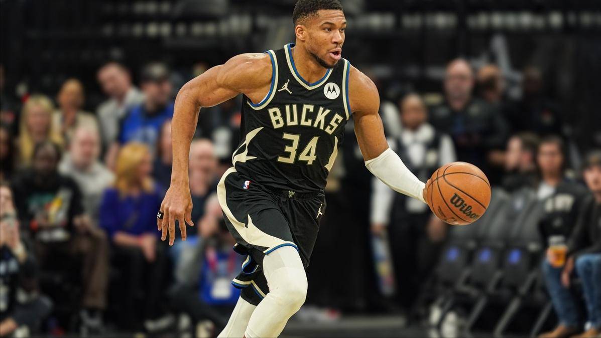 雄鹿力克尼克斯,迎来五连胜 雄鹿力克尼克斯,迎来五连胜