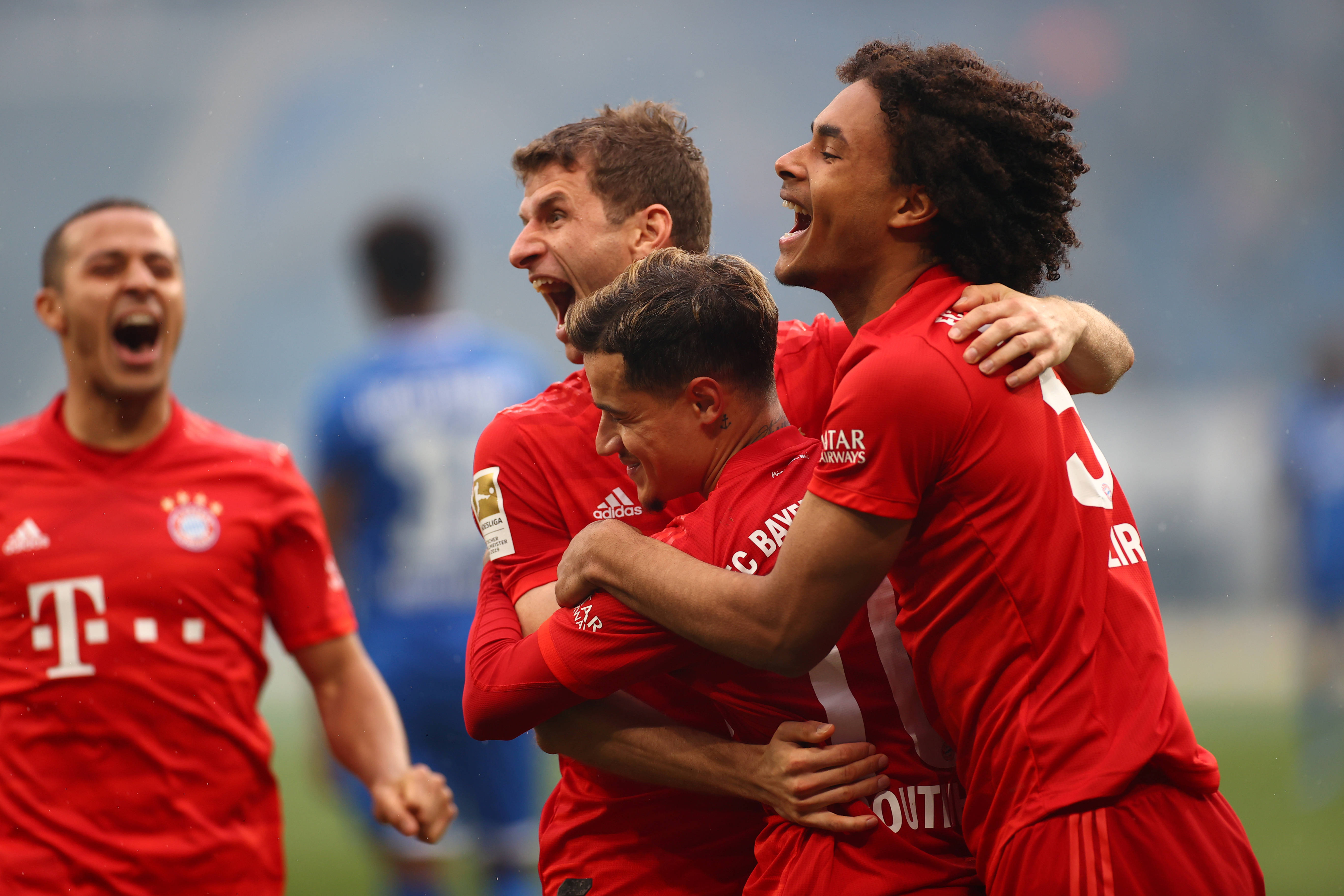 拜仁慕尼黑逆袭！德甲领先优势突显，豪取联赛头名