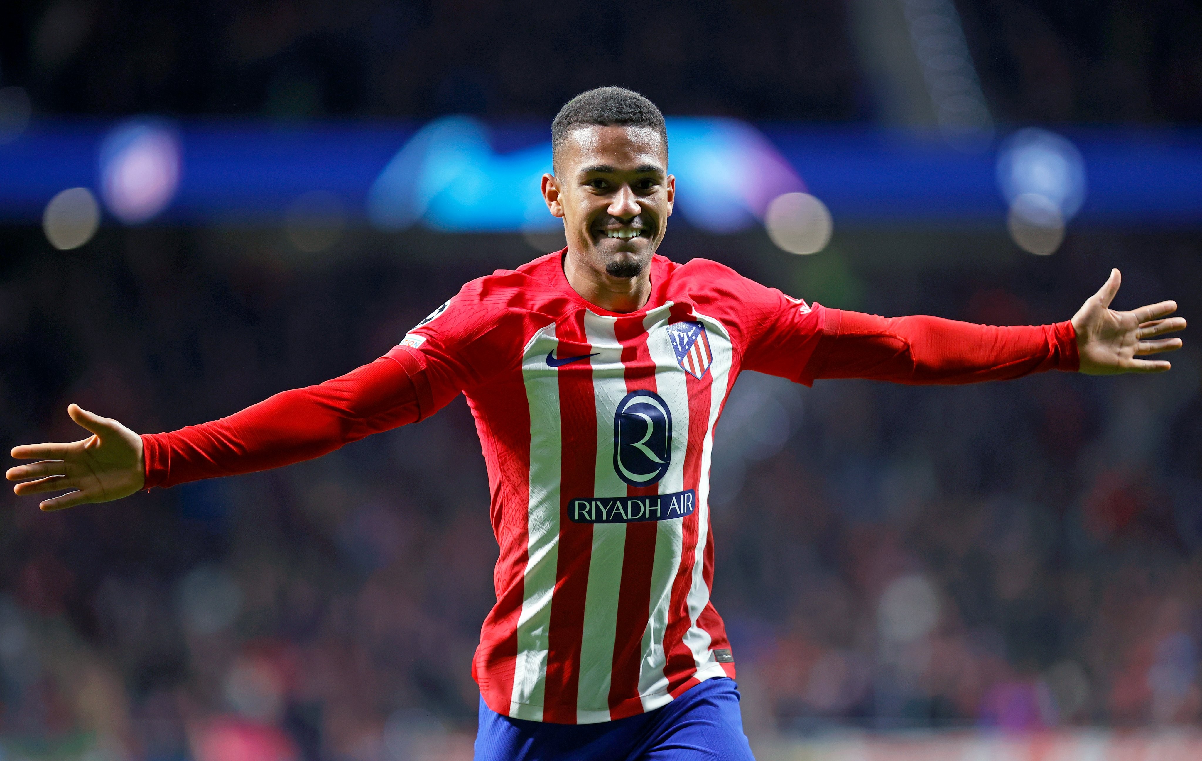 拉齐奥凭借进球功臣获得胜利