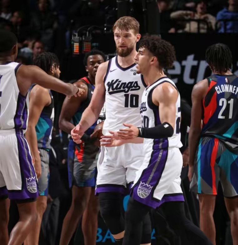 篮网客场胜湖人，保持西部前八