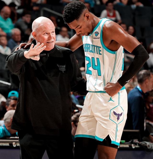 传闻：球队教练欲离队，引发外界关注